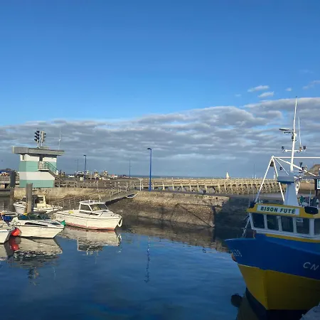 Charming Fisher House On The Seaside *