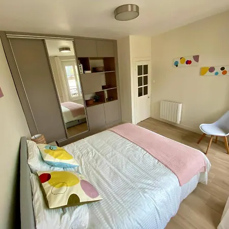 Semesterbostad Charming Fisher House On The Seaside *