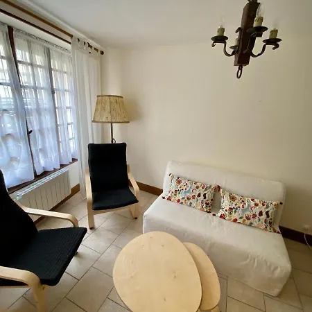 Charming Fisher House On The Seaside 그랑캉프-메지