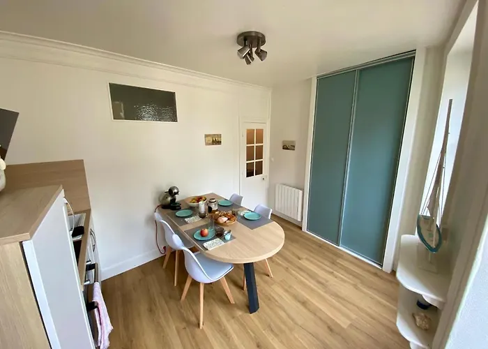 Nyaraló Charming Fisher House On The Seaside